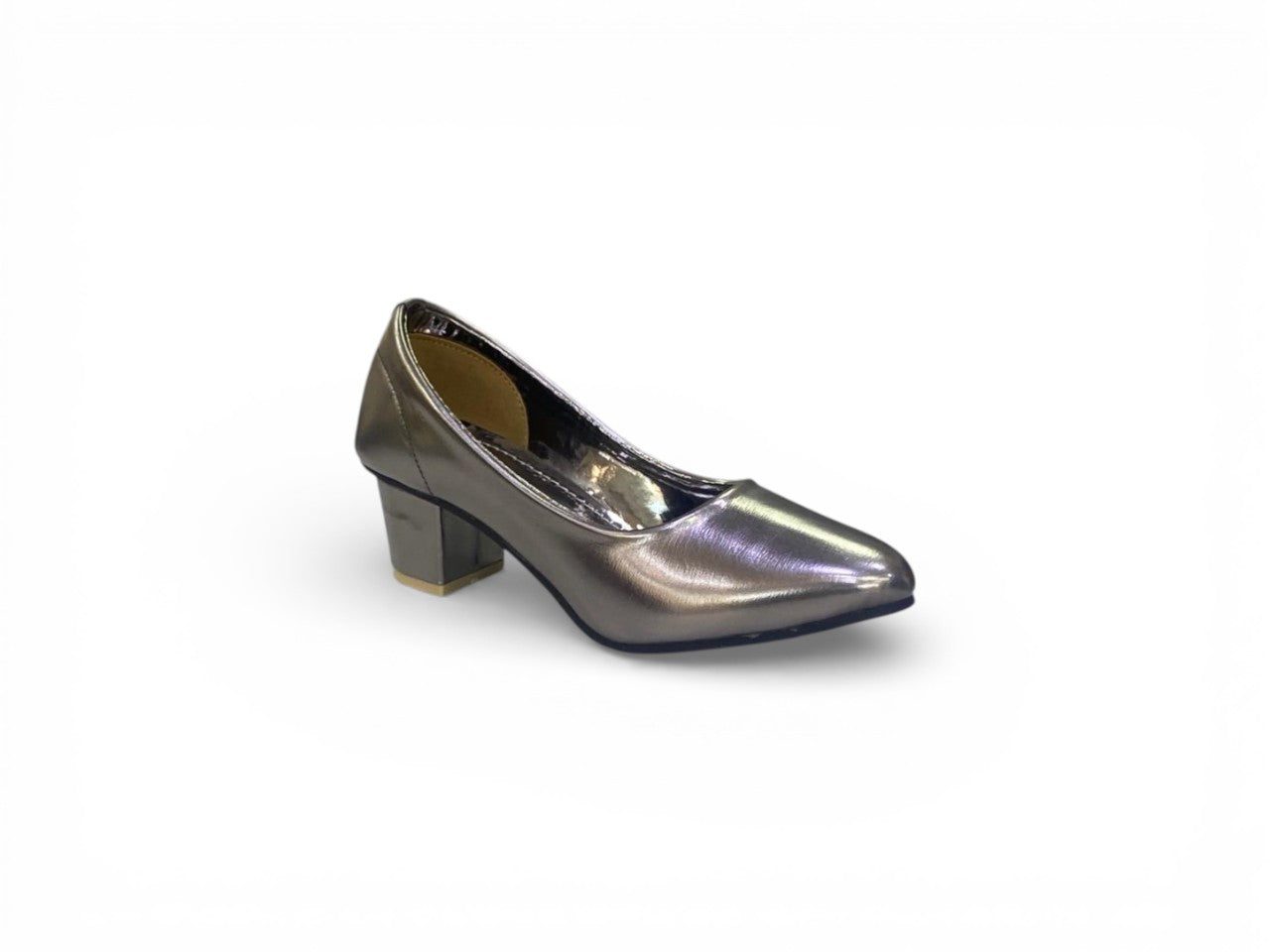 Pointed Perfection: The Essential Court Shoe