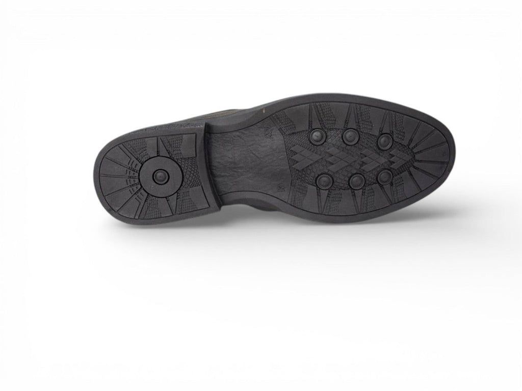 Long Shoes Chalse