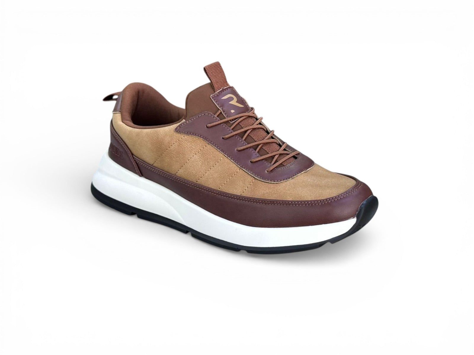 SNEAKERS IMPORTED